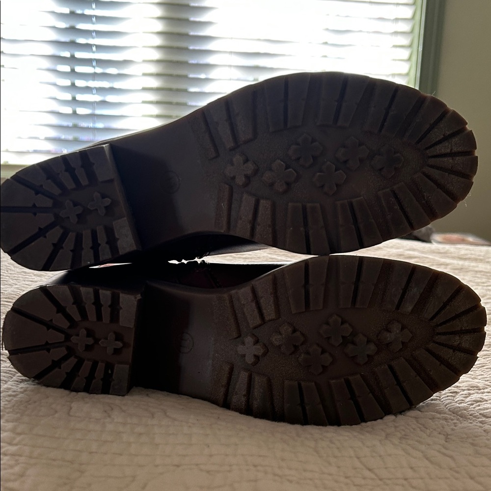 Universal Thread Dark Brown Winter Boots Plush Li… - image 5